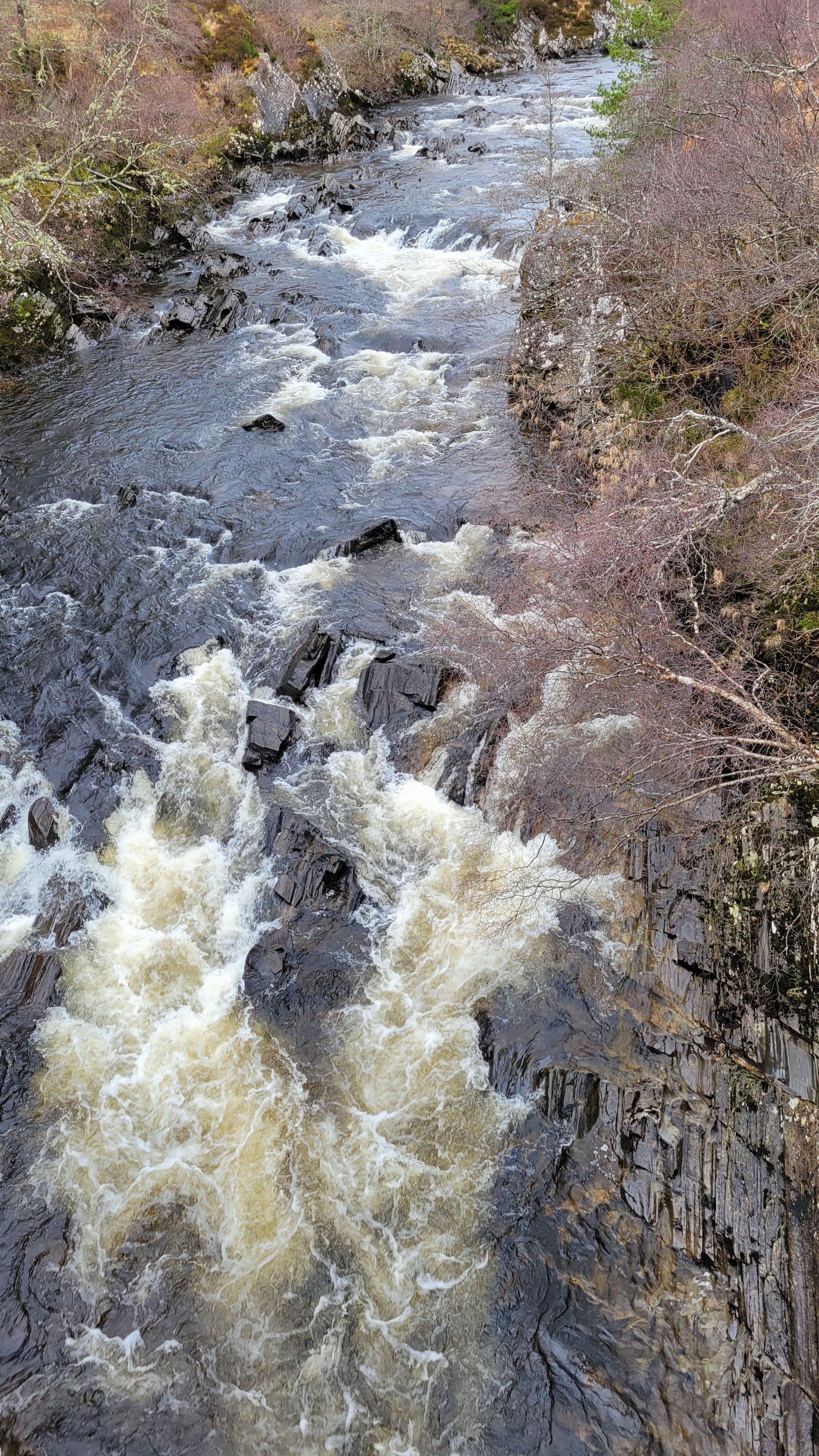 The water rushing under Oykel Bridge 