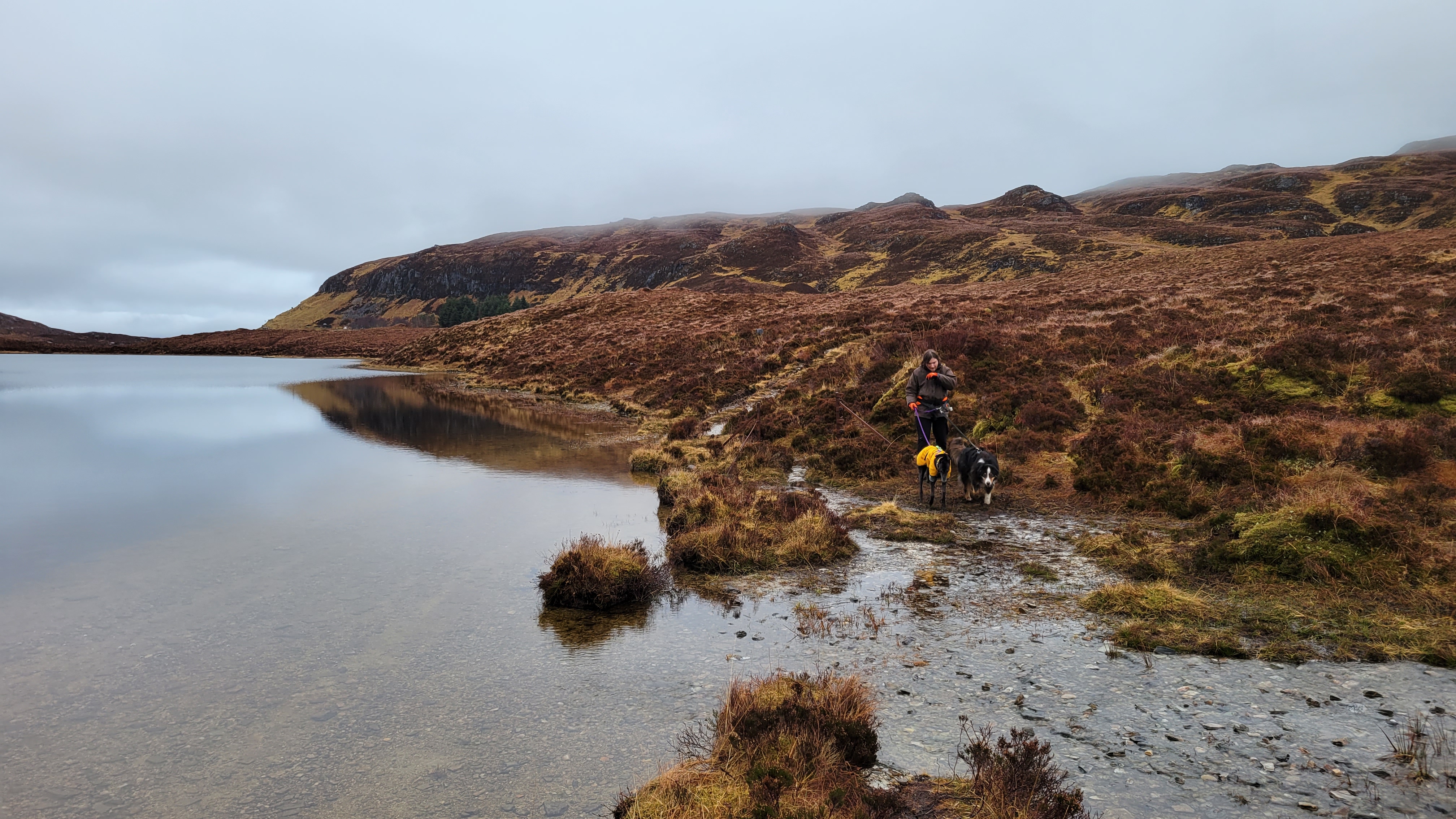 path round Lochan Fada 